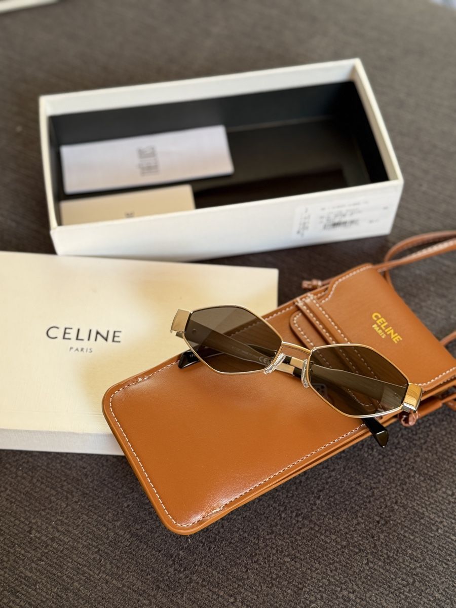 Celine Brillen & Gläser: Sonnenbrille CELINE – Neu (gemäss Beschreibung) aus Lichtensteig von tar_rg8w