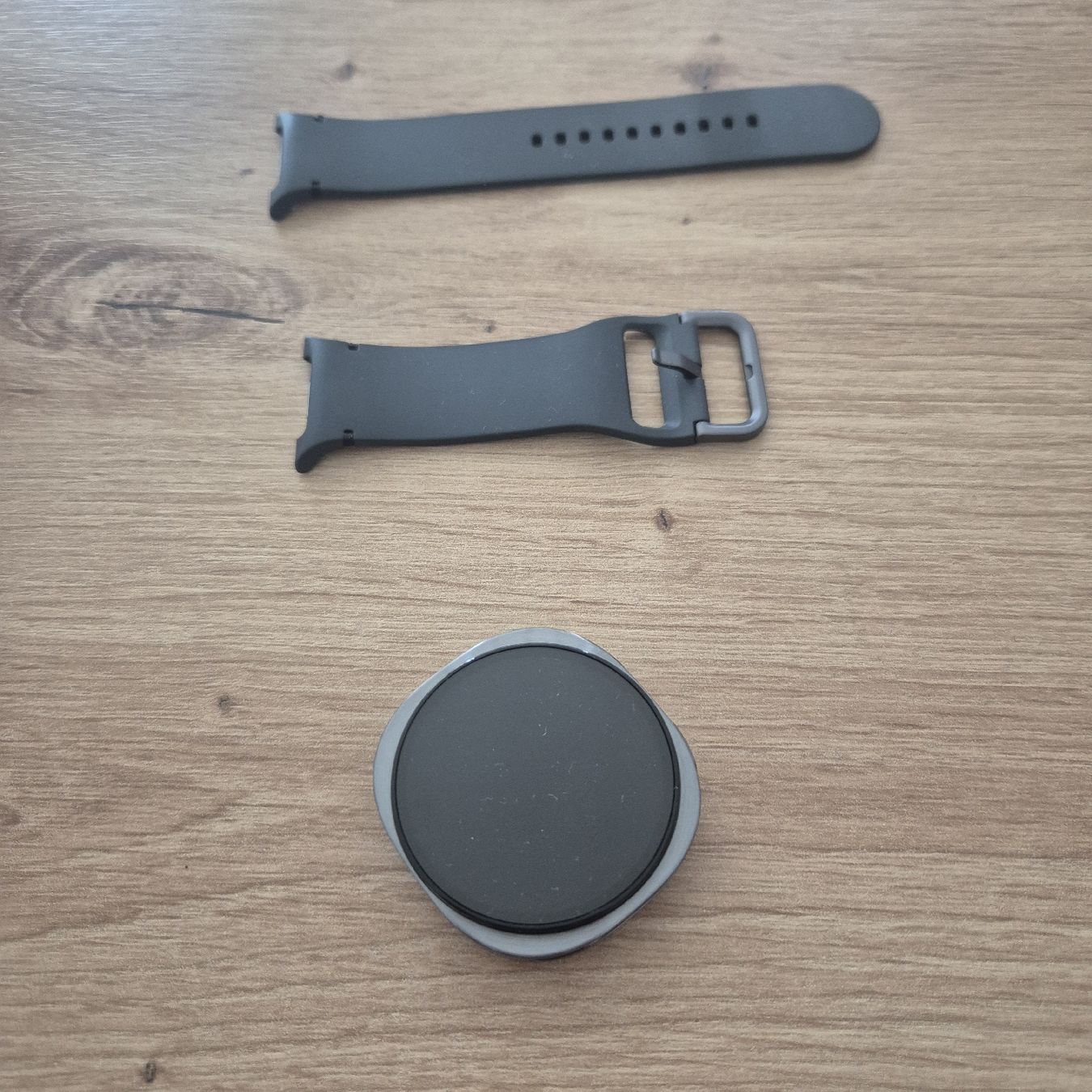 Samsung Smartwatch: Samsung Galaxy Watch 8 smartwatch – Neuf (Voir description) à Strengelbach par tto_w6yd 1