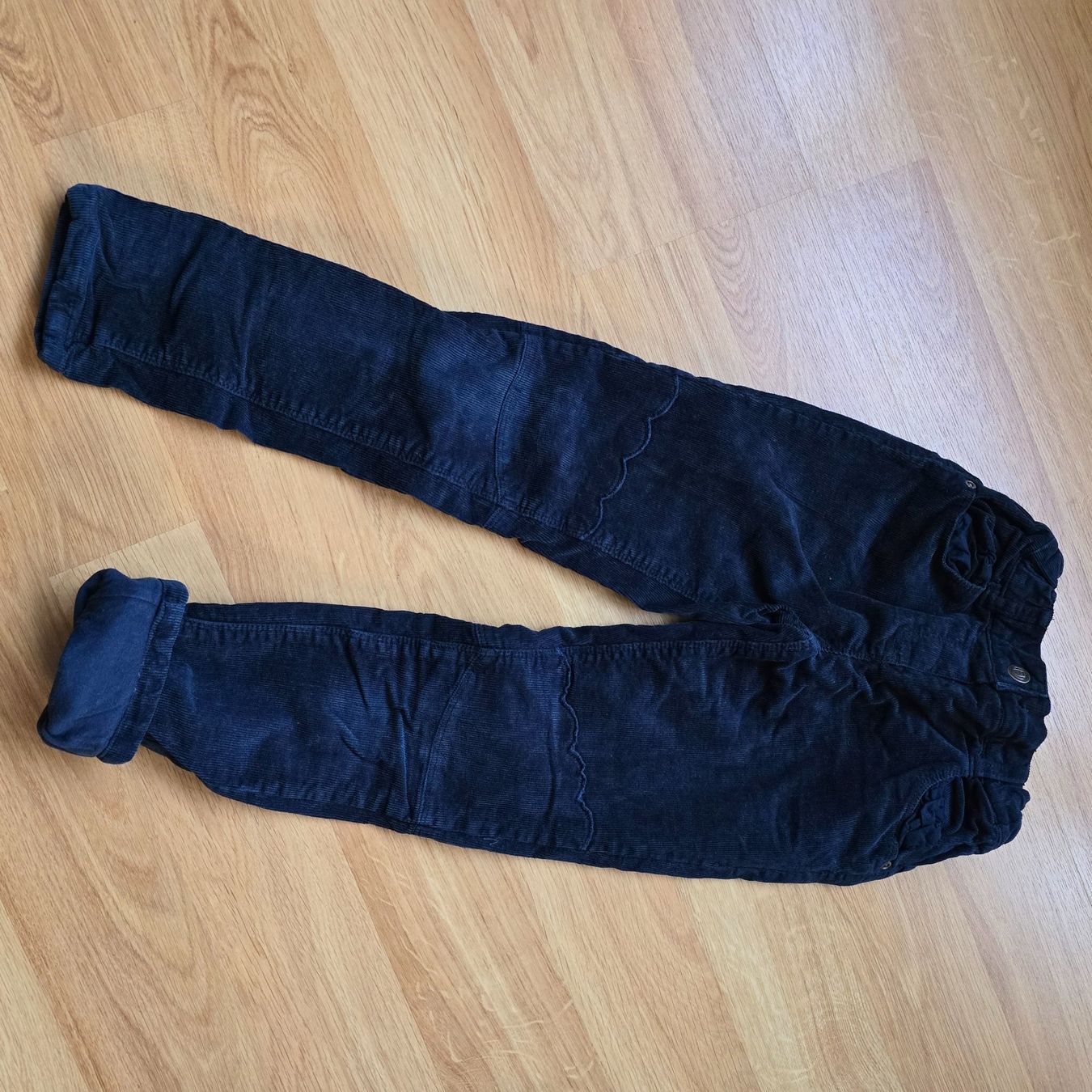 Pantaloni: Gefütterte Cordhose Grösse 126 - 128 – Usato da Büttikon AG venduto da Amineah