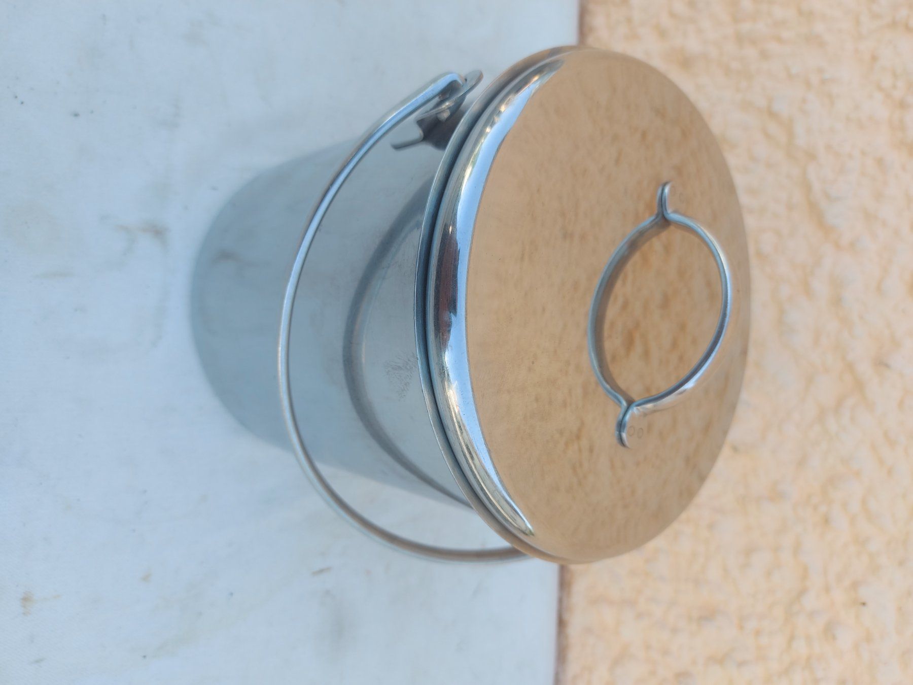 Sonstiges für Haushalt & Wohnen: Edelstahl Eimer mit Deckel;  Milchkessel 3,5Liter – Gebraucht aus Rheinau von profitronic.shop 7