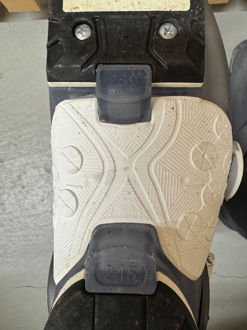 Scarpe da donna: 1 Paar Skischuhe – Usato da Winterthur venduto da Malve00 4