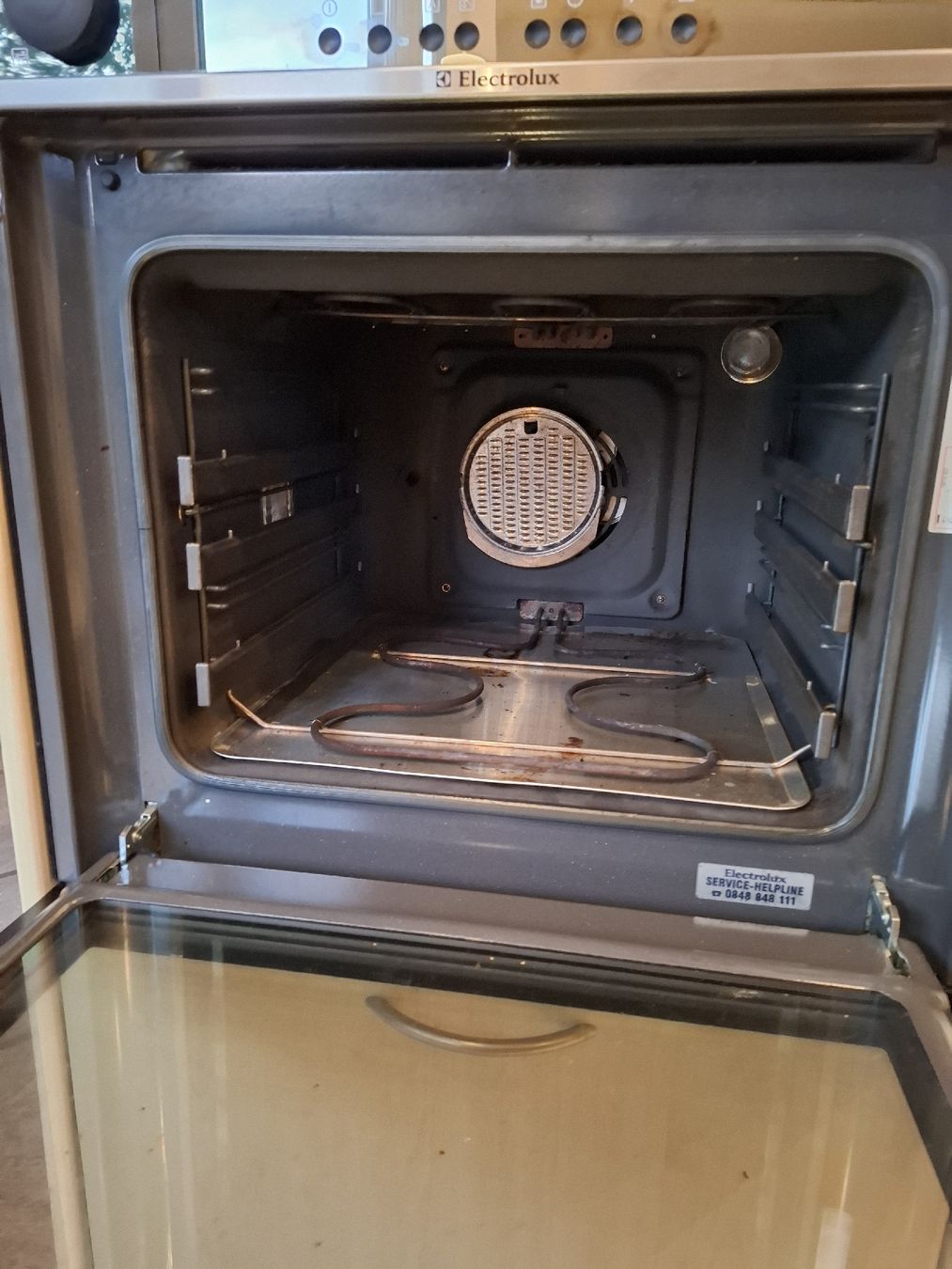Electrolux Backöfen: Backofen Electrolux, gebraucht – Gebraucht aus Grossdietwil von lei_8ldm 1