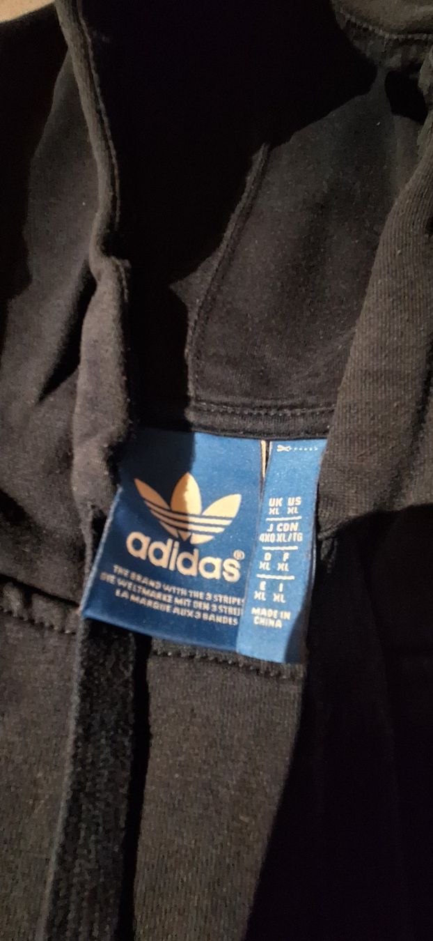 Pullover & Sweatshirts: Pull Adidas Original XL – Gebraucht aus Chesalles-sur-Oron von DarkFight36 1