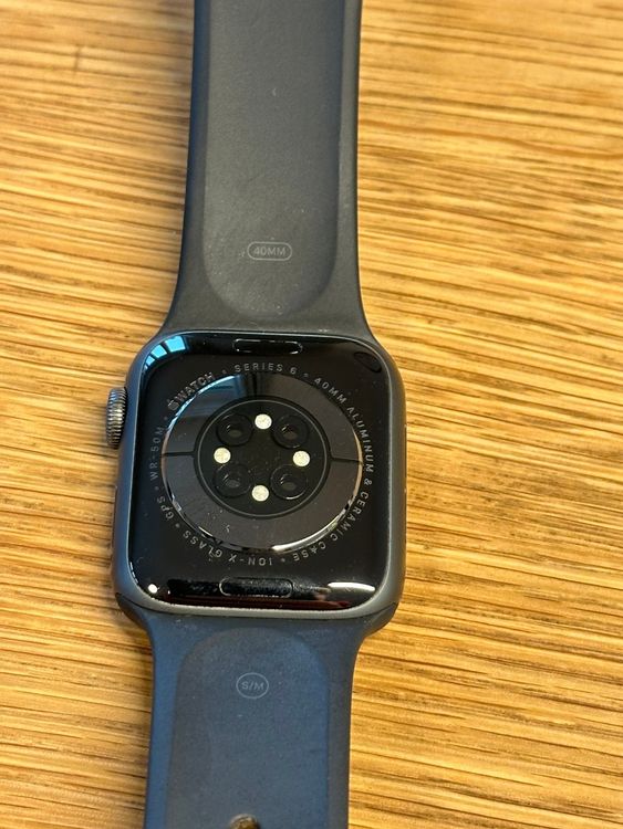 Apple Watch Series 6 GPSモデル 40mmスペースグレイ