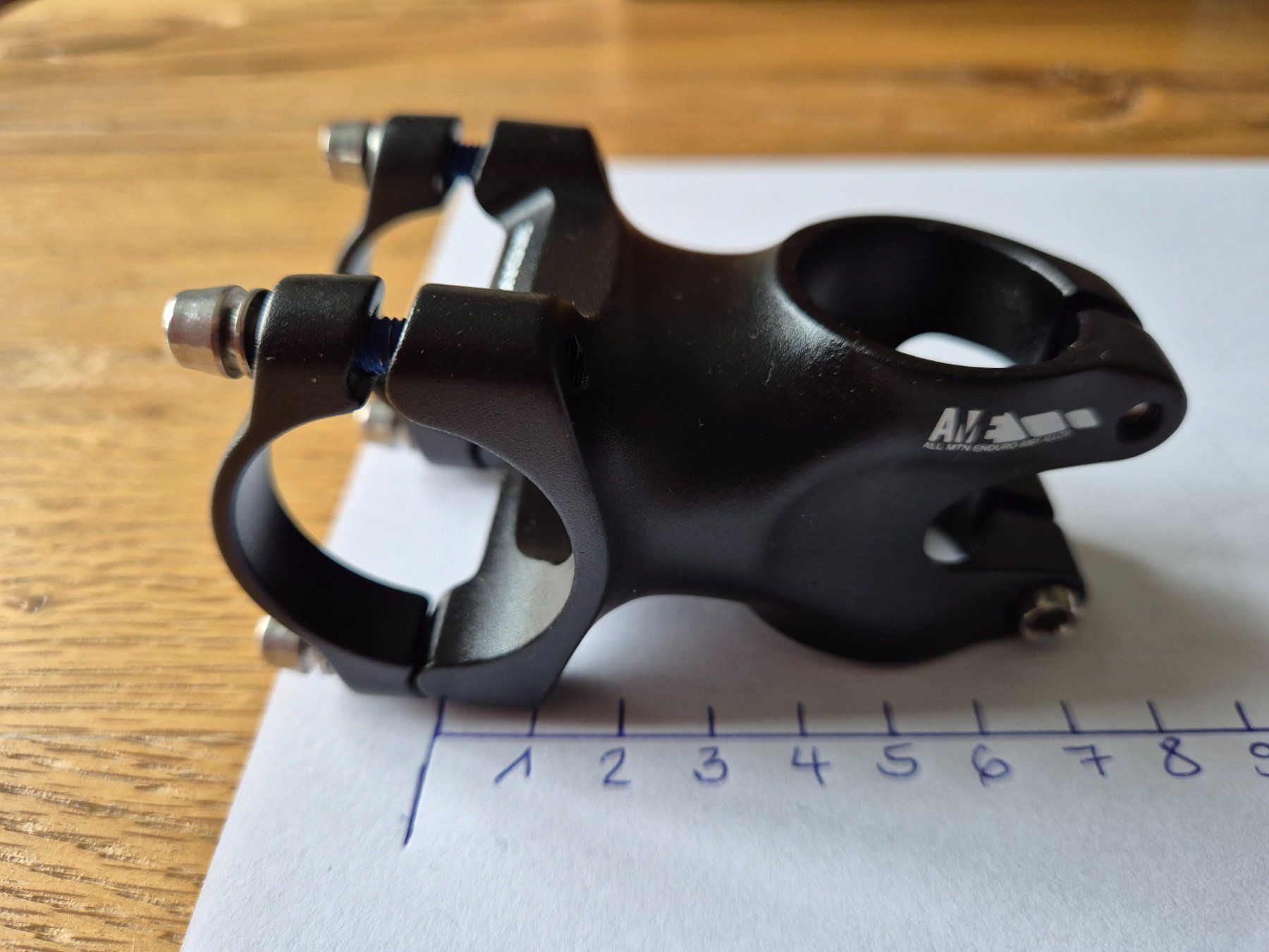 Pezzi di ricambio: V13 Vorbau answer AME ALL MTN ENDURO 50MM – Nuovo (secondo la descrizione) da Bern venduto da Occasions2025 1