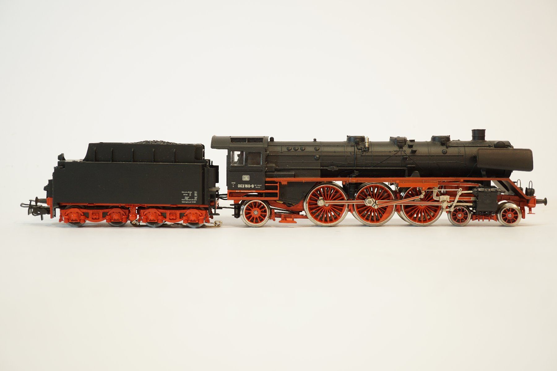 Märklin Modellini di ferrovie: 1å Märklin 3085 DB BR 003 Dampflok – Usato da Uetendorf venduto da tigermuegi 3