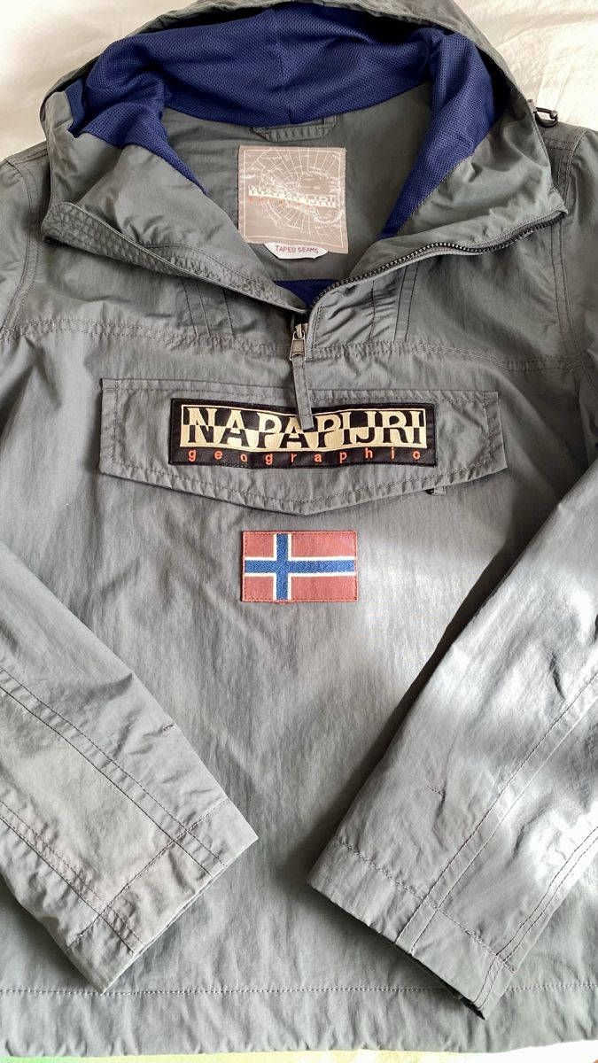 Napapijri Giacche: Napapijri Jacke grau Gr.L Meshfutter – Usato da St.Gallen venduto da LUMUMBA7 1