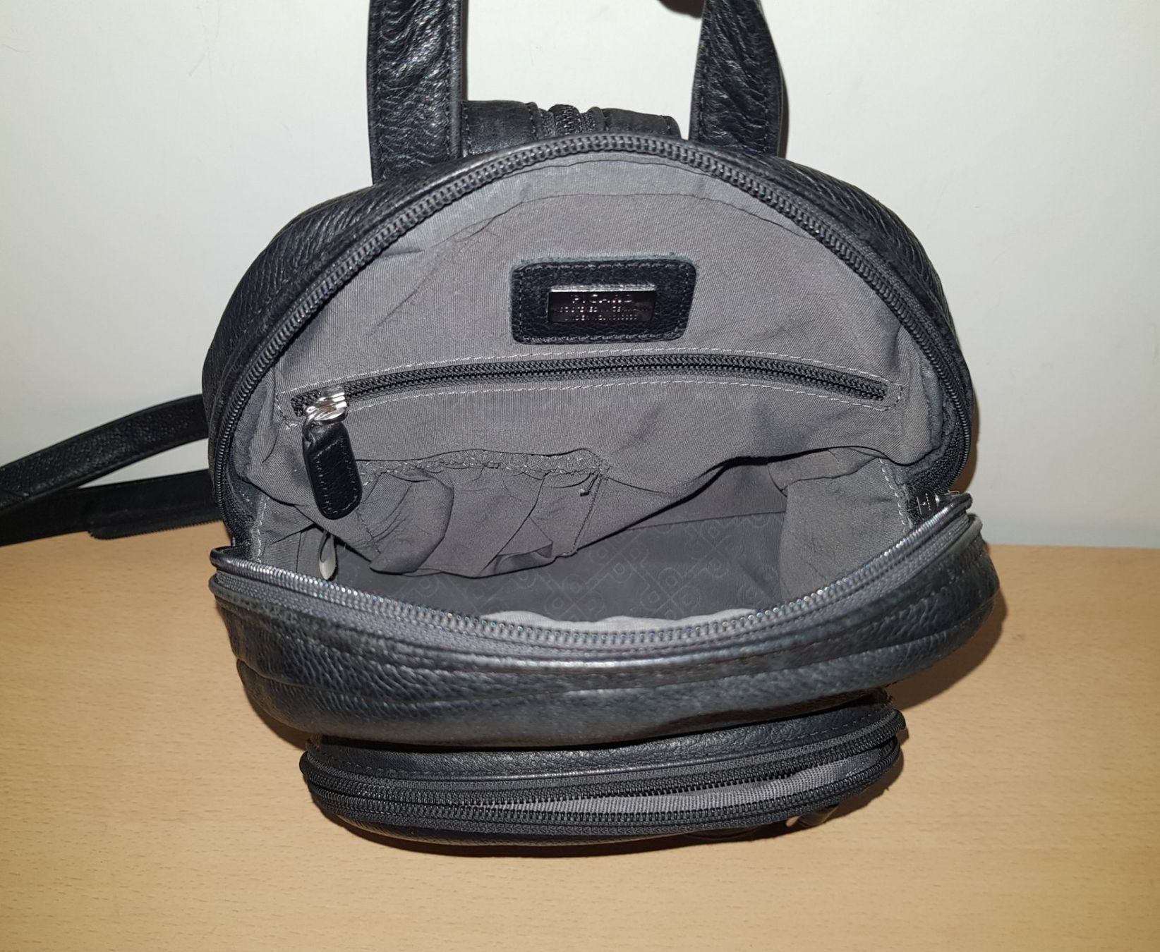 Picard Zaini: Picard Leder Rucksack Schwarz – Usato da Basel venduto da Birs868 5