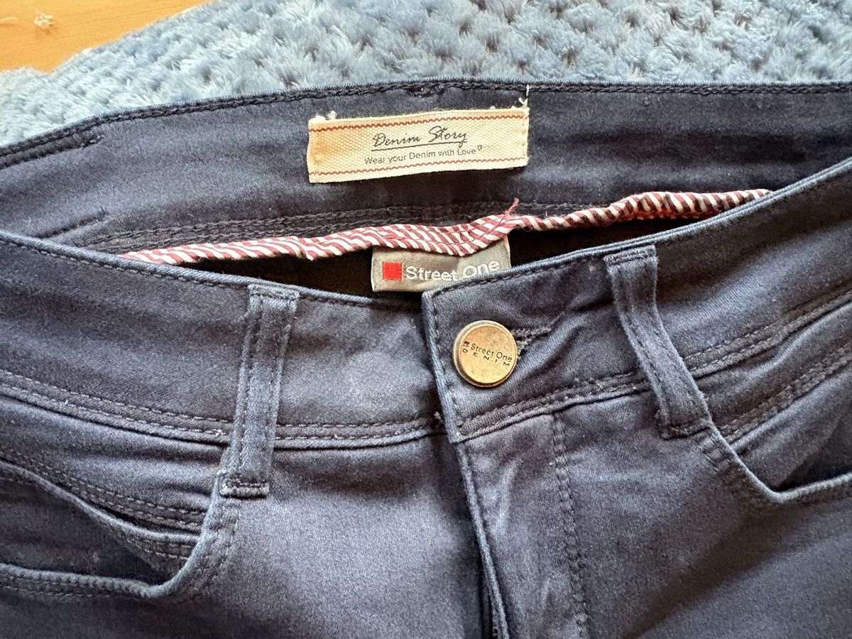 Jeans: Hose Gr. 26 von Street One – Nuovo (secondo la descrizione) da Degersheim venduto da Ula23