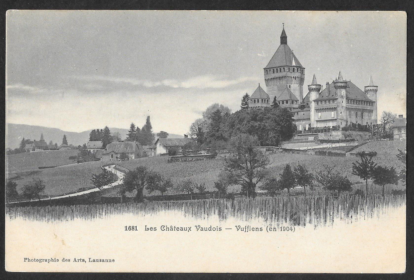 Cartoline postali: Vufflens Château – Usato da Olten venduto da clotaldi