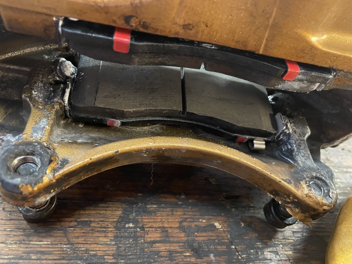 Subaru Tutti pezzi di ricambio auto: Subaru Brembo STI Bremssättel vorne – Usato da Sax venduto da 17u_lq8l 1