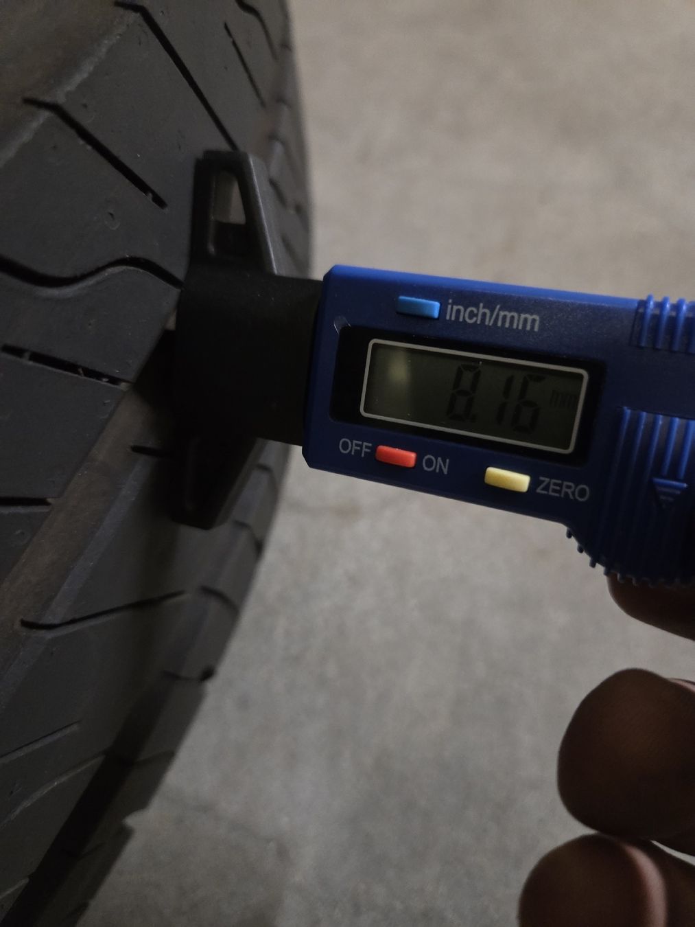 Goodyear Pneus & Kompletträder: Goodyear 19Zoll – Gebraucht aus Obfelden von haech2011 5