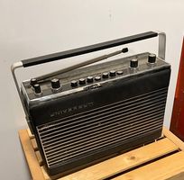 Kofferradio UNIVERSUM