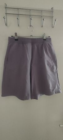 Kurze Hose Damen Grösse s Fliederfarben guter Zustand