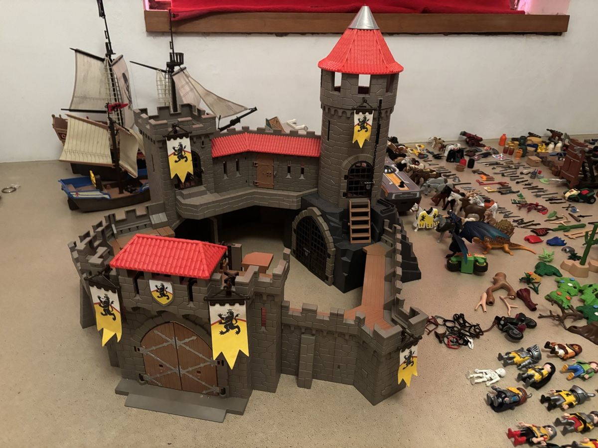 Playmobil Jouets: Enorme collection playmobil – D'occasion à Pampigny par pq1_7r9w 4
