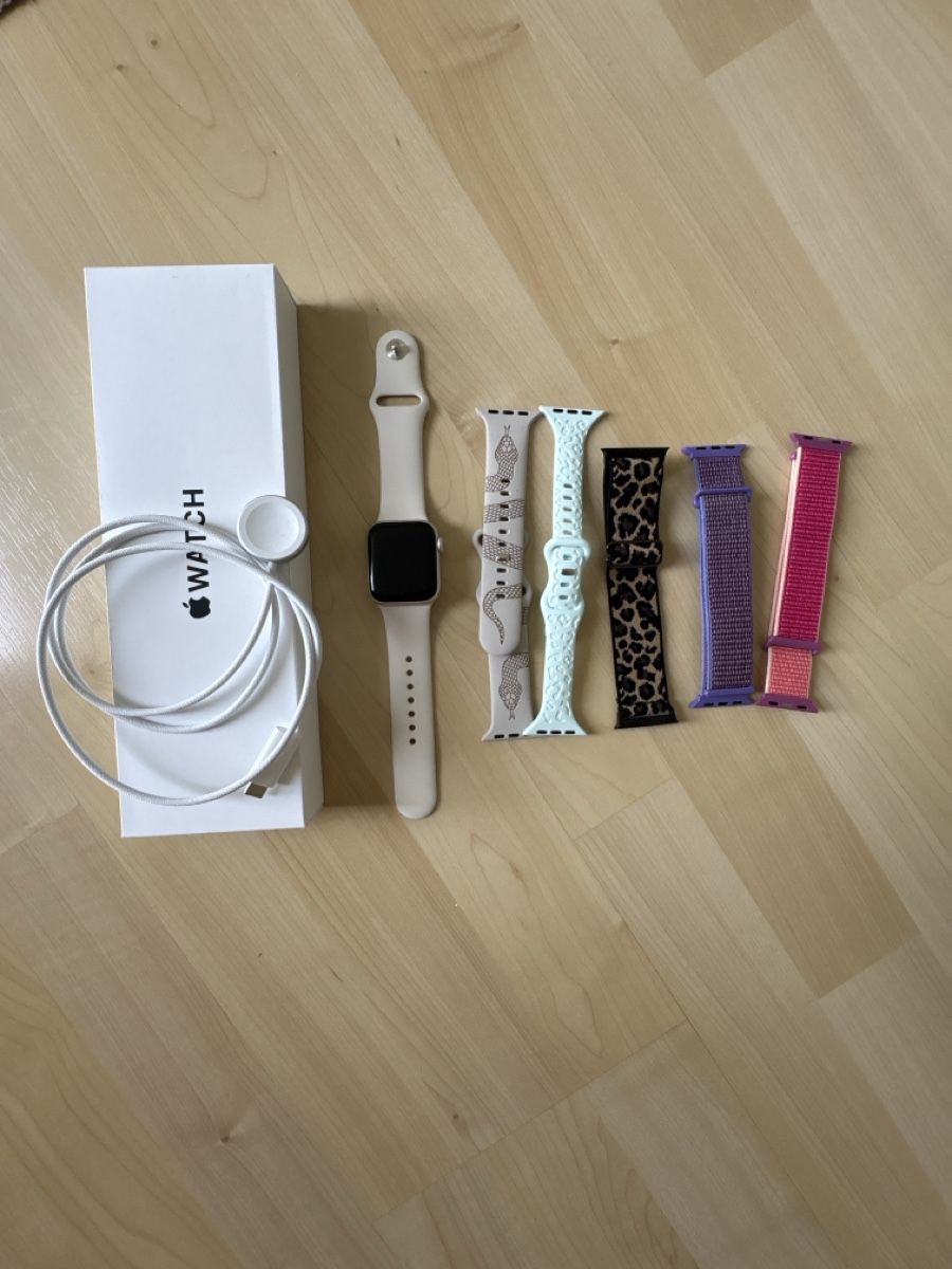 Apple Smartwatch: Apple Watch SE 3 40 mm, nur WLAN – Nuovo (secondo la descrizione) da Ennetbaden venduto da tschanaaa 2