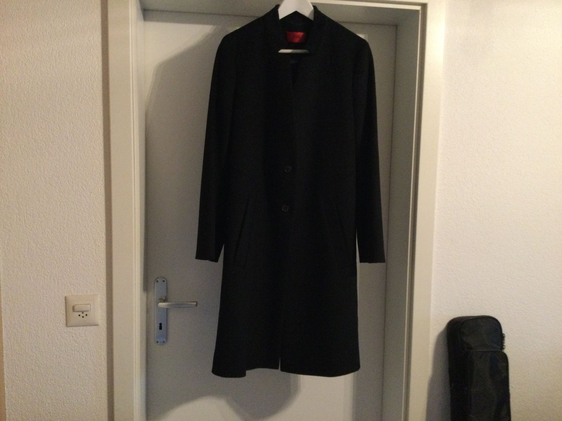 Hugo Boss Cappotti: Hugo Boss Mantel – Usato da Nussbaumen AG venduto da Graefin1964