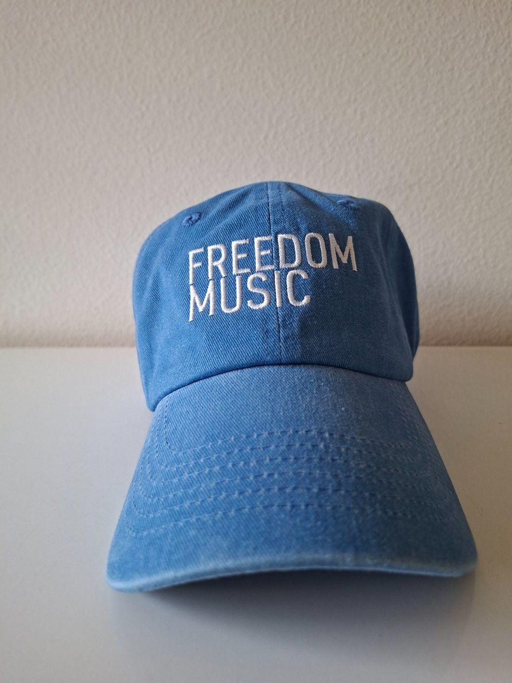 Copricapi, berretti & cappellini: Cap  "FREEDOM MUSIC"  100% Baumwolle  myclimate  neu – Usato da Zürich venduto da Daniel517