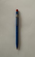 Caran d'Ache Fixpencil 884 blau mit Aufdruck gebraucht