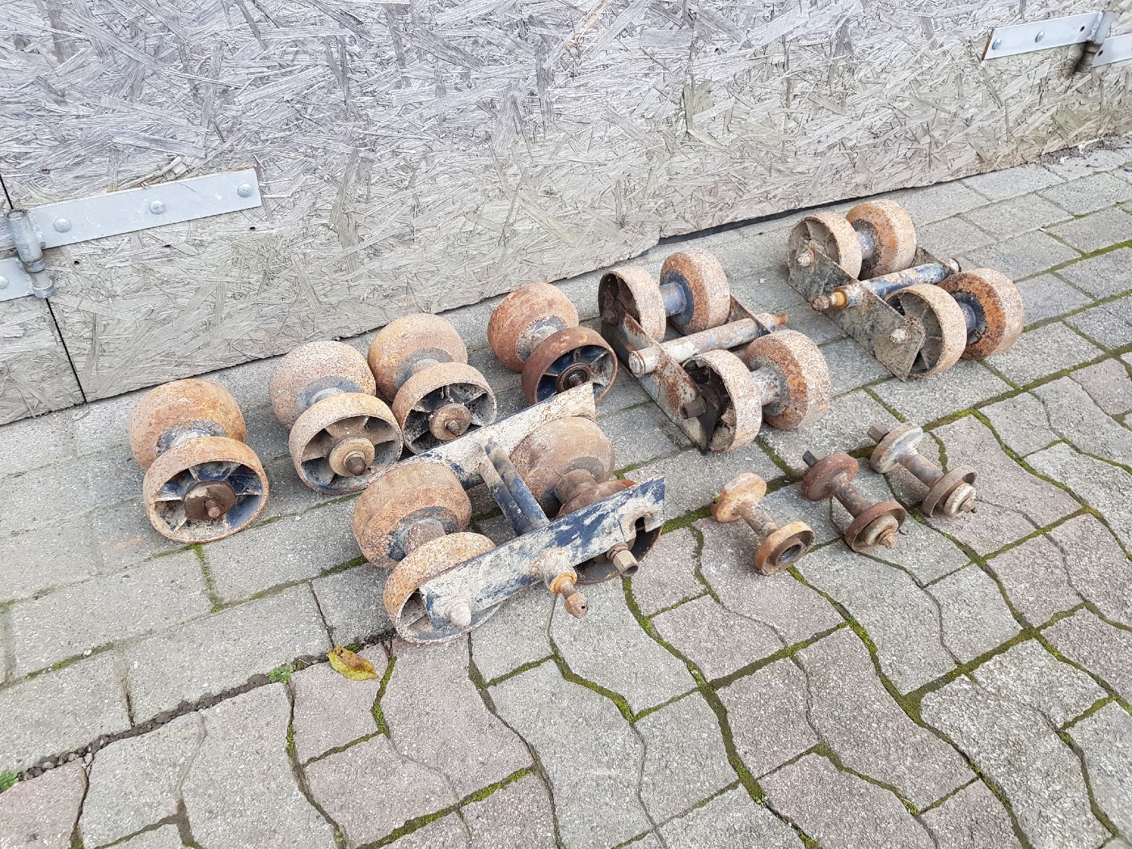 Hutter Escavatori: Hutter Huki 130 150 usw, Rollen, gebraucht,  – Usato da Brunnadern venduto da p..... 1