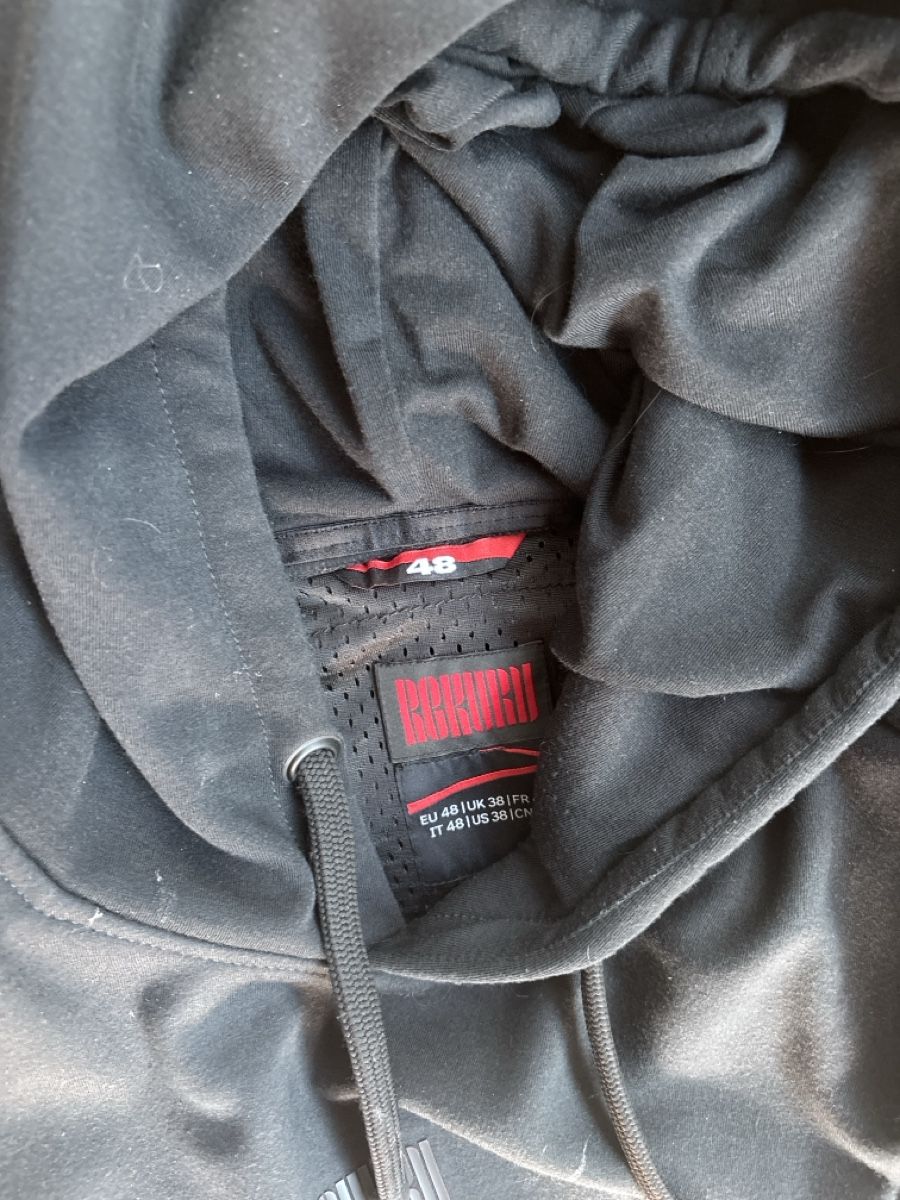 Pulls & Sweat-shirts: MotorradKapuzenpullover schwarz Grösse 48  – Neuf (Voir description) à Rickenbach ZH par mar_p6sg 2