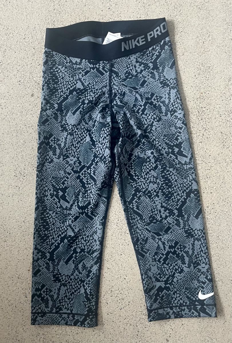 Nike Pantaloni: Nike Sporthose – Usato da Zürich venduto da Jaskam