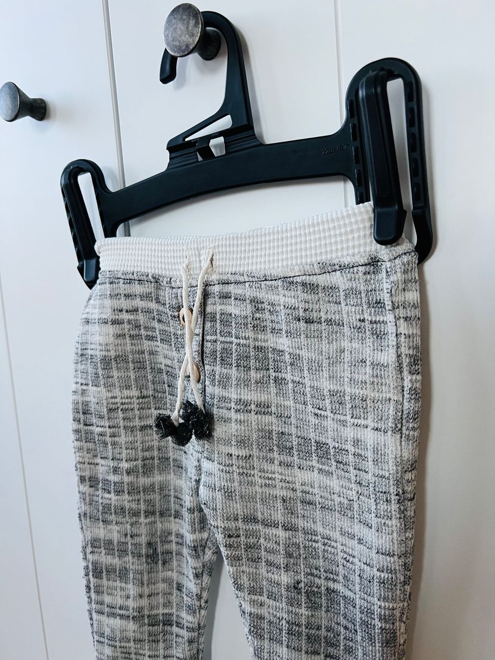 Zara Pantaloni: Zara, 74, Grau, Hose – Usato da Burgdorf venduto da rulan