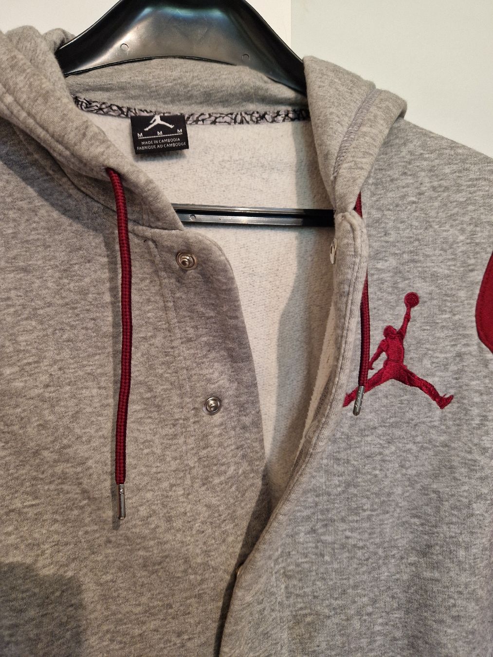 Jordan Jacken: Jordan Trainerjacke – Neu (gemäss Beschreibung) aus Münchenbuchsee von Ludo_Braenz 4