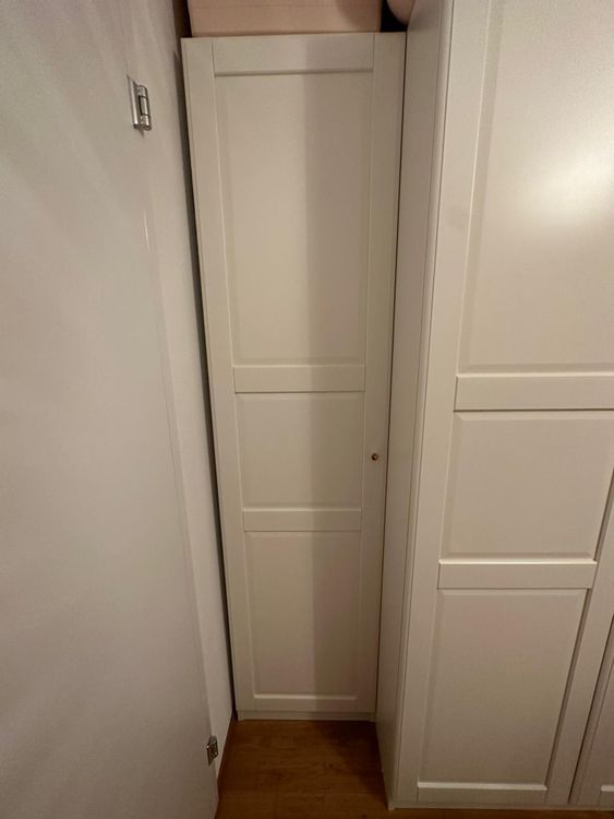 Ikea PAX Schrank schmal weiss Acheter sur Ricardo