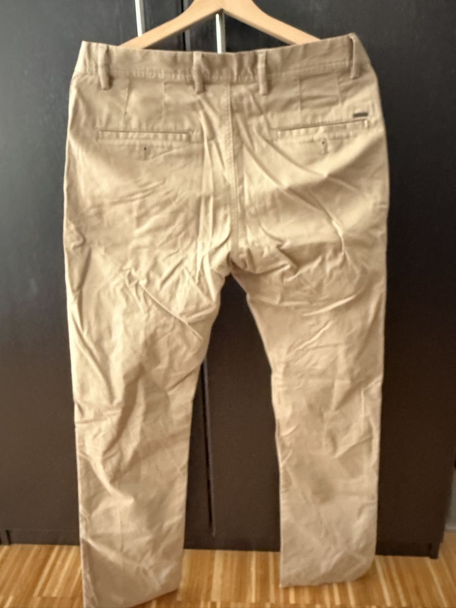 Lotti di vestiti: Hose – Usato da Schlieren venduto da Kevek.fashion 1