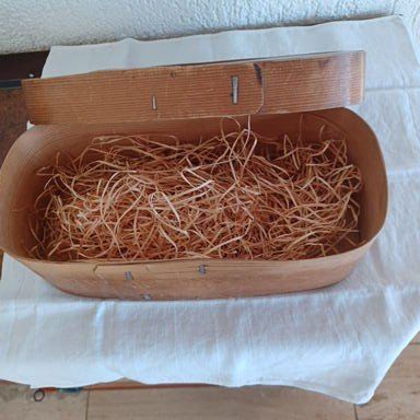Dosen: schöne alte Spanschachtel 32 cm breit – Gebraucht aus Abtwil SG von luupsy 3