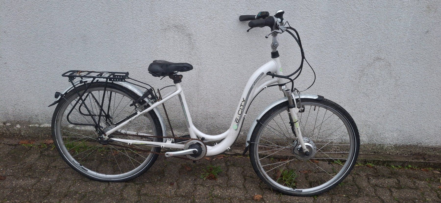 Vélos: E bike E City – Défectueux à Kyburg par JBMNT2020