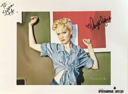Angelique Hennessy Autogramm signiert Foto 20x30cm