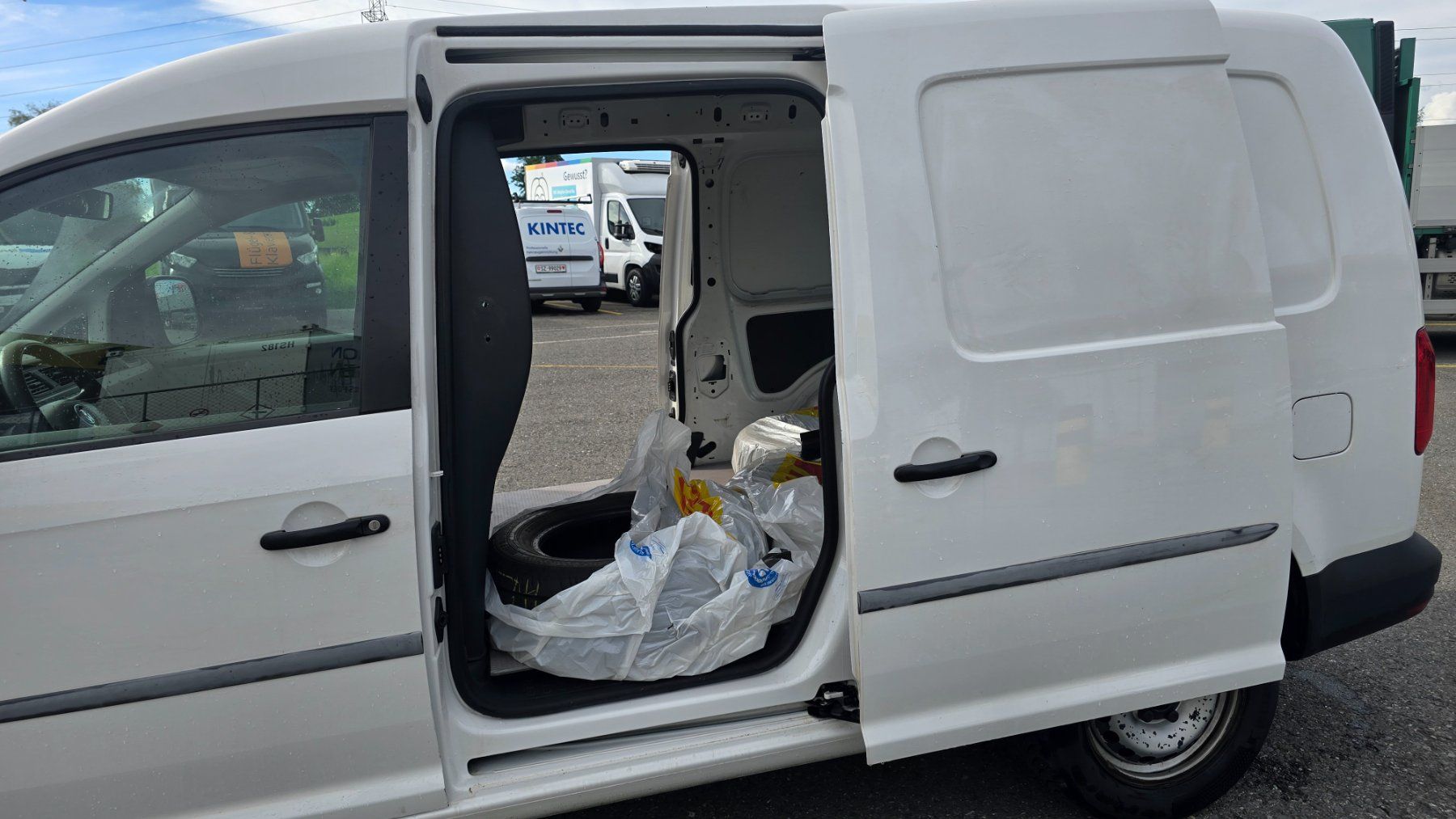 VW Veicoli commerciali: VW Caddy 2.0 TDI Maxi – Usato da Emmenbrücke venduto da meu_2j8p 6
