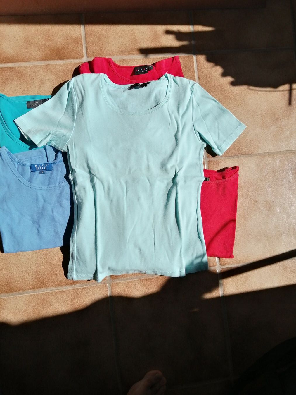 T-shirt: T-shirts – Usato da Wetzikon venduto da dan_6lrd 3