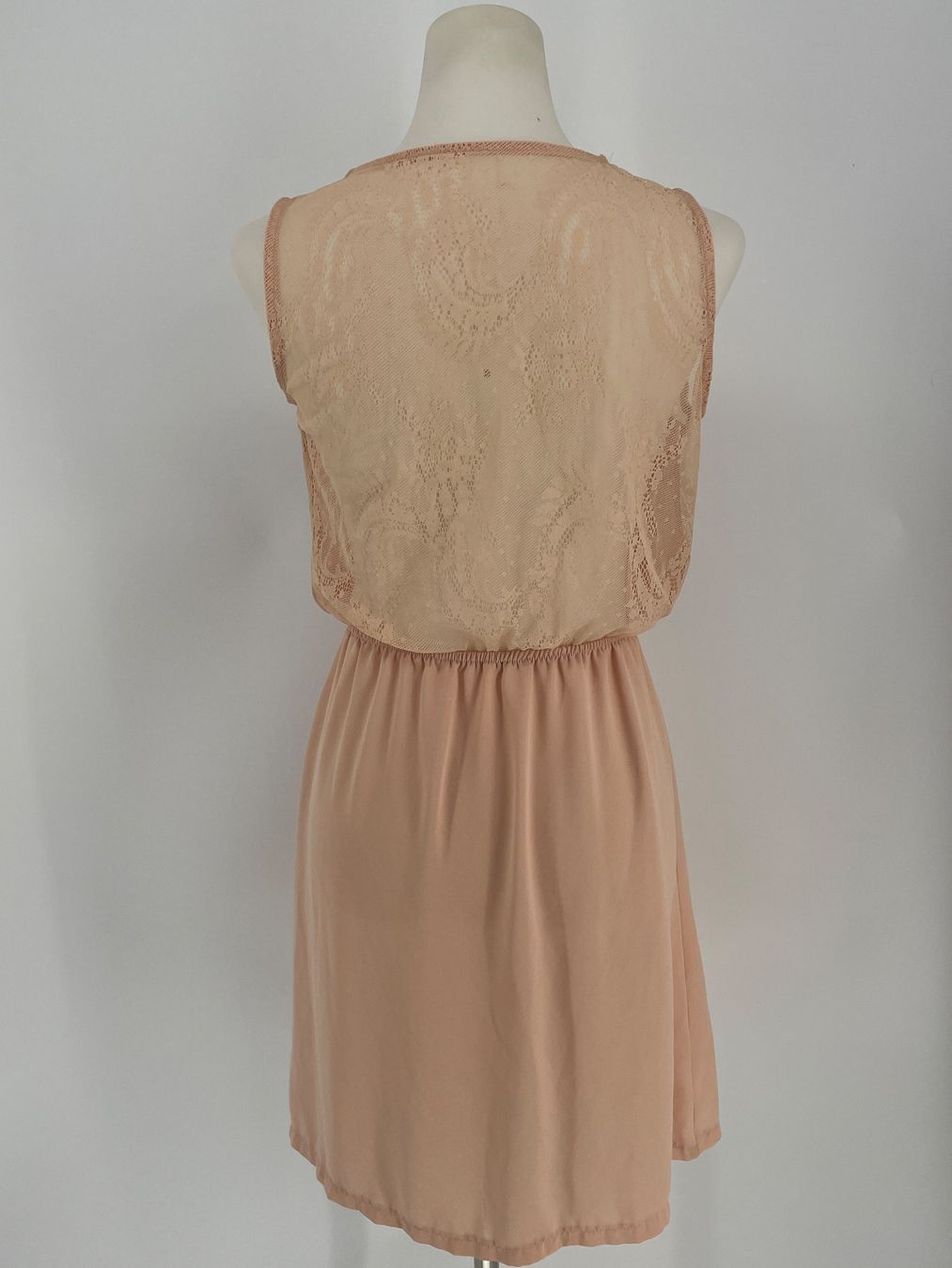 Vestiti: Leichtes Kleid Gr. M mit Spitze in altrosa – Usato da Auenstein venduto da moin. 3
