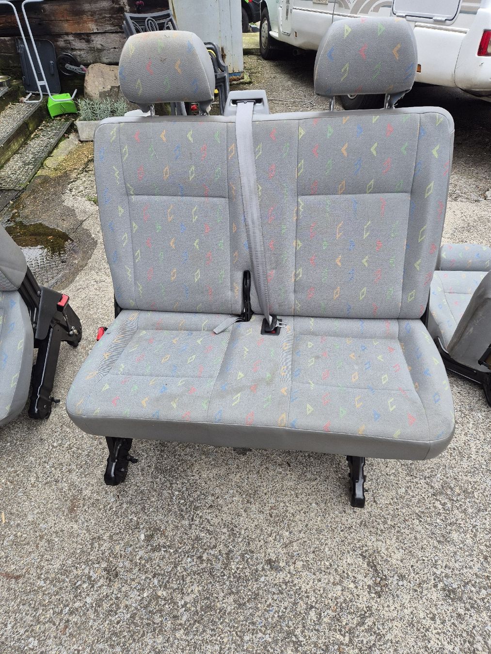 VW Tutti i ricambio: VWT5 es sind gebrauchte Sitze.  – Usato da Urswil venduto da GabrielleK01 2