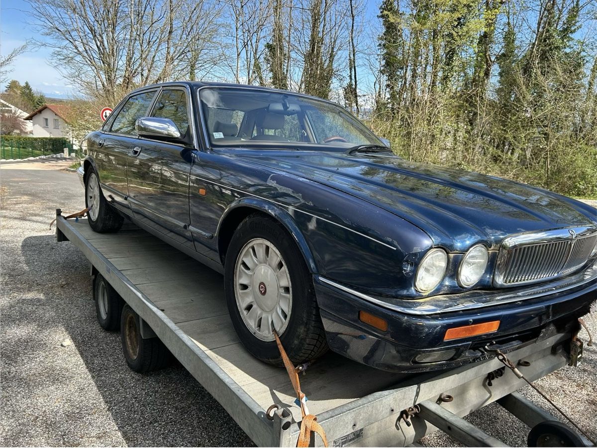 Daimler Autos: Daimler Jaguar  – Gebraucht aus Thônex von COCO_VR6 1