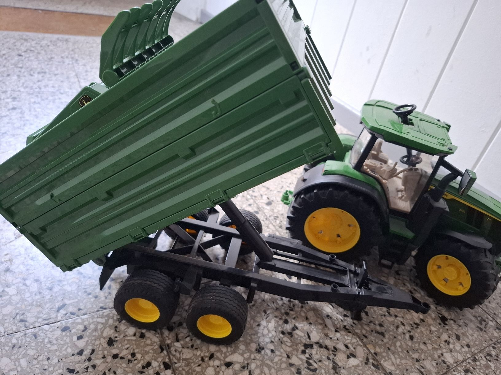 Bruder Giocattoli: Tracteur Bruder John Deere 1/16 – Usato da Courrendlin venduto da tititchoun 4