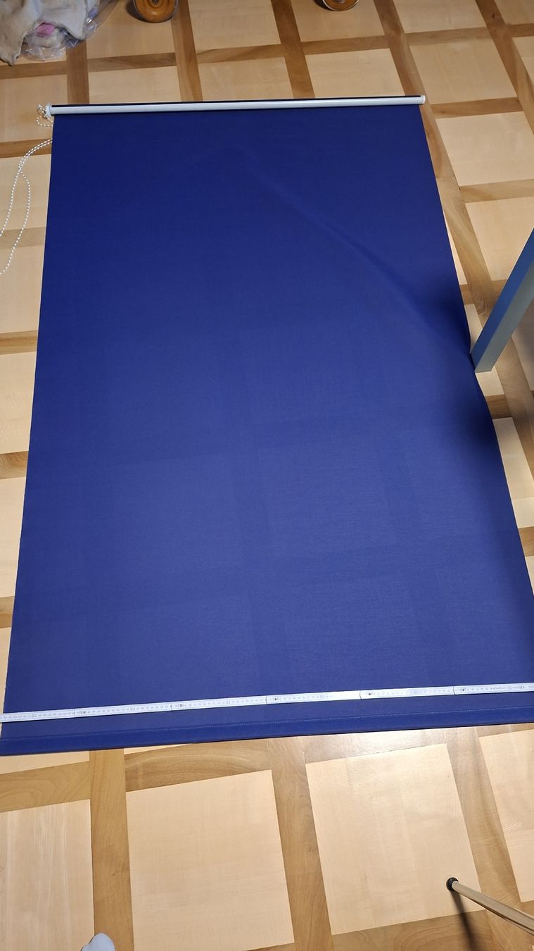 Tende: zwei Verdunkelungsrollos blau 120x200cm – Usato da Schwyz venduto da benno92 1