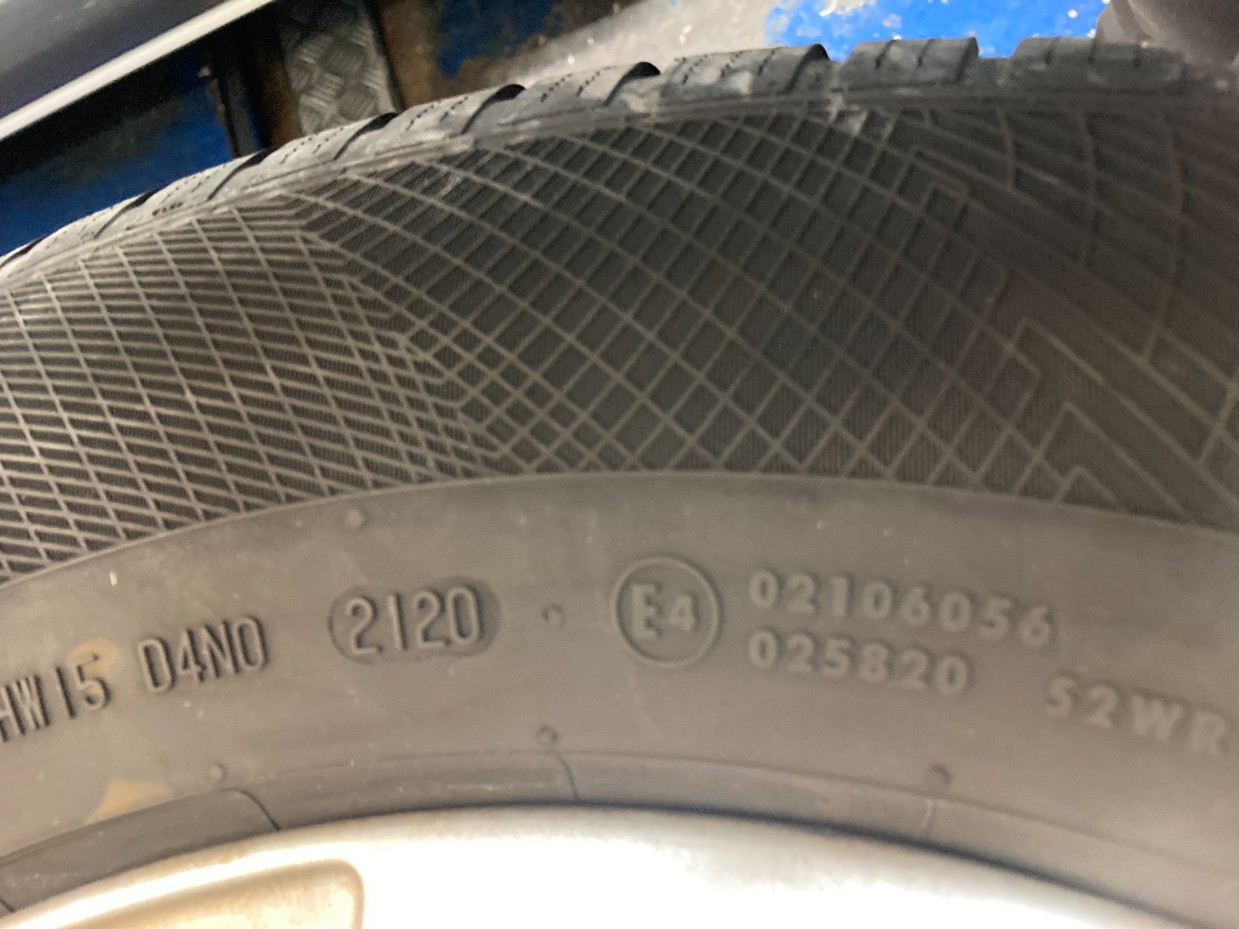 Pneumatici & Ruote complete: VW Amarok Winterräder 245/65R17 – Usato da Cham venduto da WB2223 7
