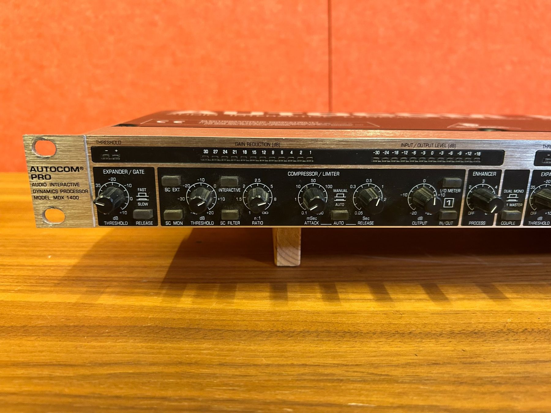 Behringer Equalizzatori: Behringer Autocom Pro Model MDX 1400 – Usato da Glattbrugg venduto da Blaxx 1