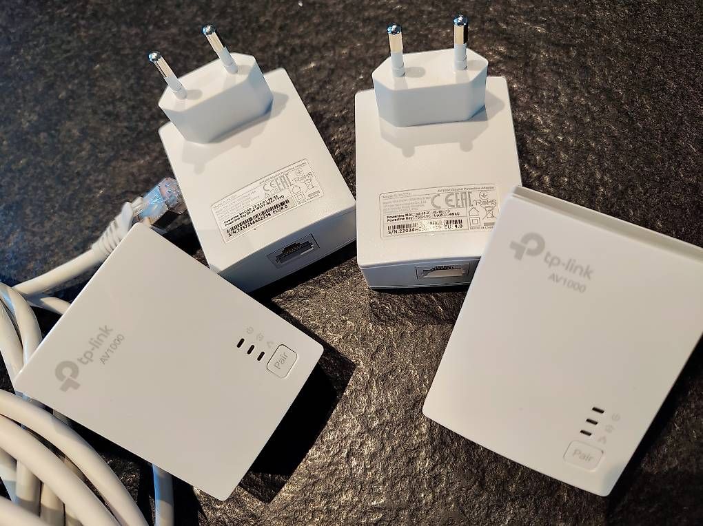 Laufwerke & Adapter: Powerline tp-link AV1000 – Gebraucht aus Liebefeld von _.Christoph._ 2