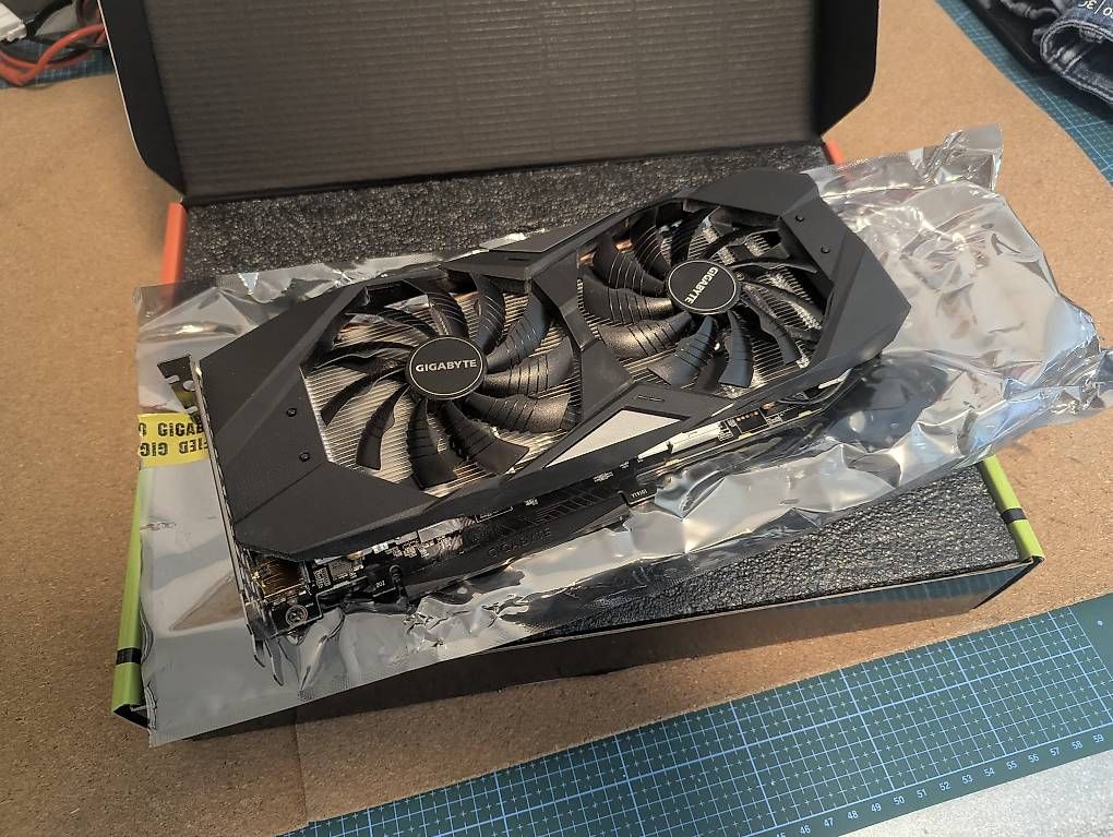 Cartes graphiques: Gigabyte RTX 2070 Windforce 2X – D'occasion à Zürich par Norman0406