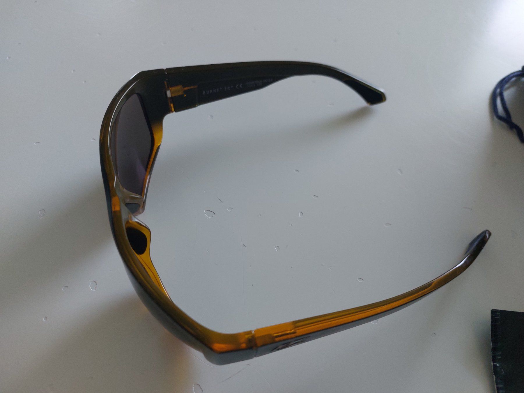Occhiali & Lenti: Kaenon Burnet FC Sunglasses – Usato da Zürich venduto da Frank-52 2