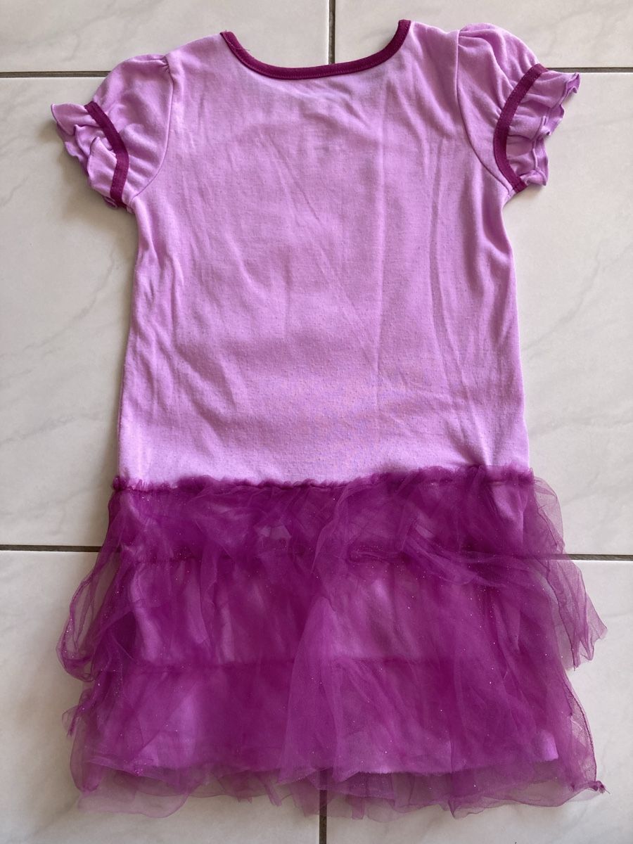Disney Vestiti & Gonne: Robe Raiponce T.116 – Usato da La Chaux-de-Fonds venduto da katica74 1