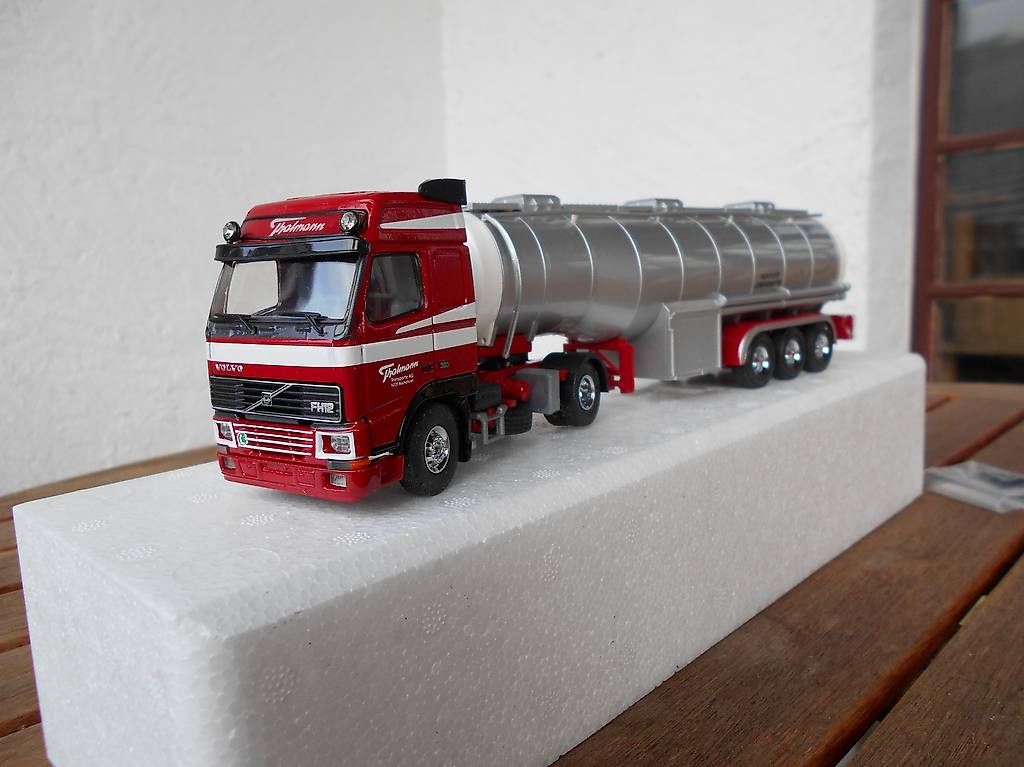 Tekno Kit di modellismo & Modellini statici: Volvo FH 12 Thalmann Tekno 1:50 – Nuovo e nell'imballaggio originale da Lessoc venduto da beletteman 1