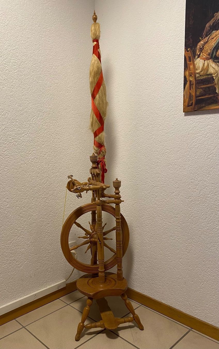 Spinnräder: Spinnrad – Gebraucht aus Zäziwil von Emlea