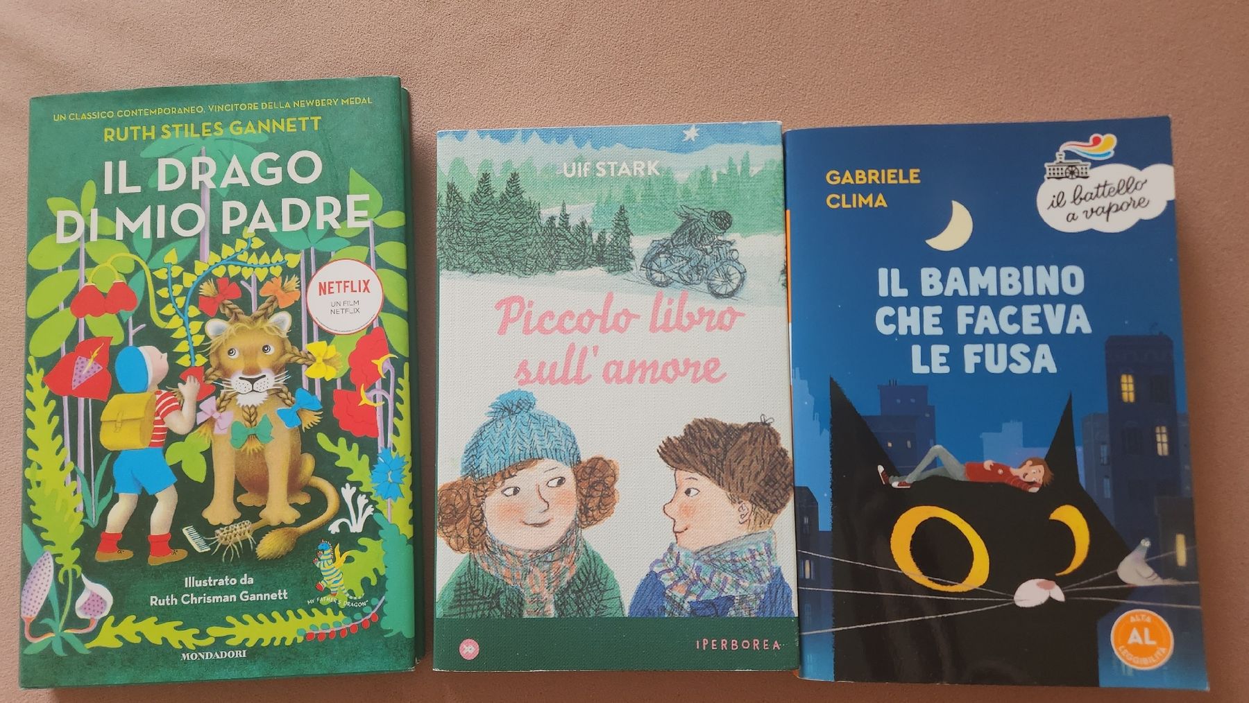 Libri: Libri (3) per ragazzi – Usato da Neuchâtel venduto da Rose_mint