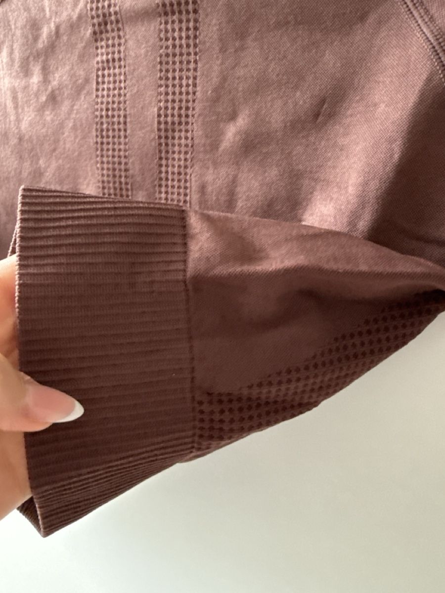 T-Shirts: Sportshirt – Neu (gemäss Beschreibung) aus Kriens von g_b_mk7j 9